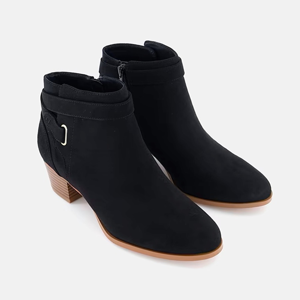 NWOT Giani Bernini Oleesia Memory-Foam Ankle Booties Size 7.5